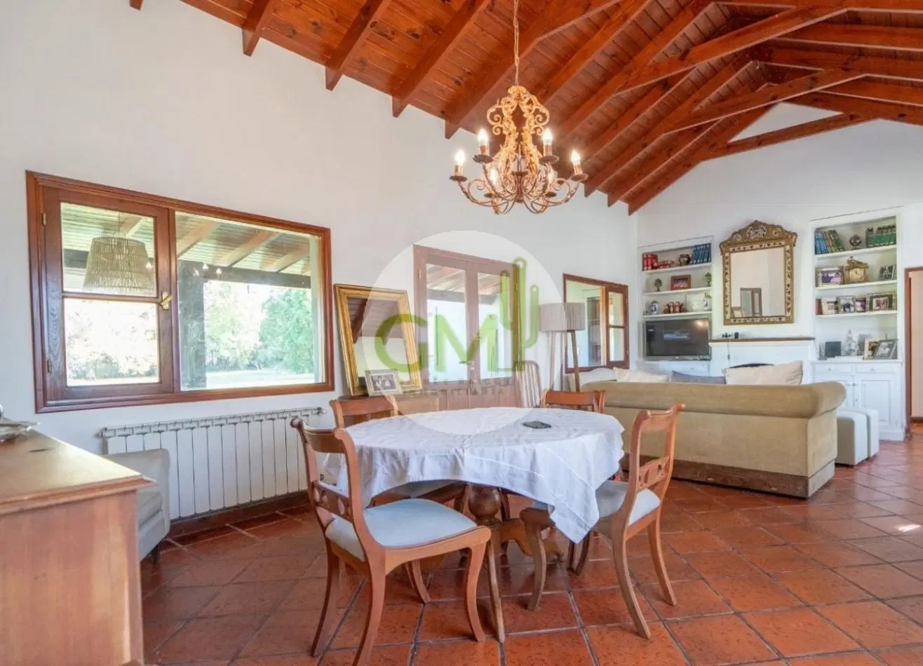 EXCLUSIVA CASA DE OPORTUNIDAD EN EL TIPAL 3