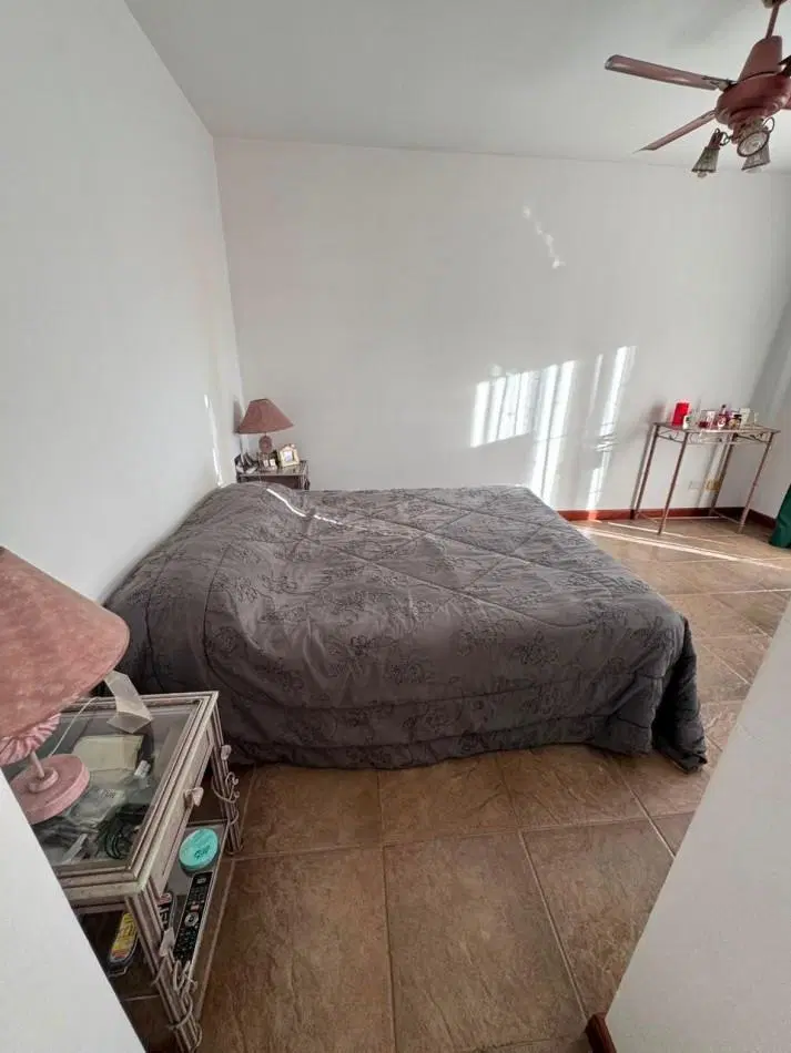 HERMOSA CASA TRES PLANTAS MEJOR ZONA DE TRES CERRITOS 5