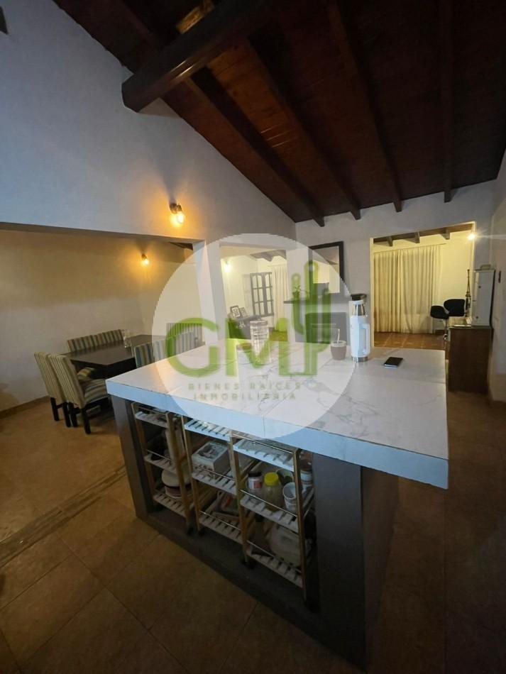 Foto de CASA 4 DORMITORIOS CON AMPLIO QUINCHO EN BARRIO EL HUAICO, imagen 5