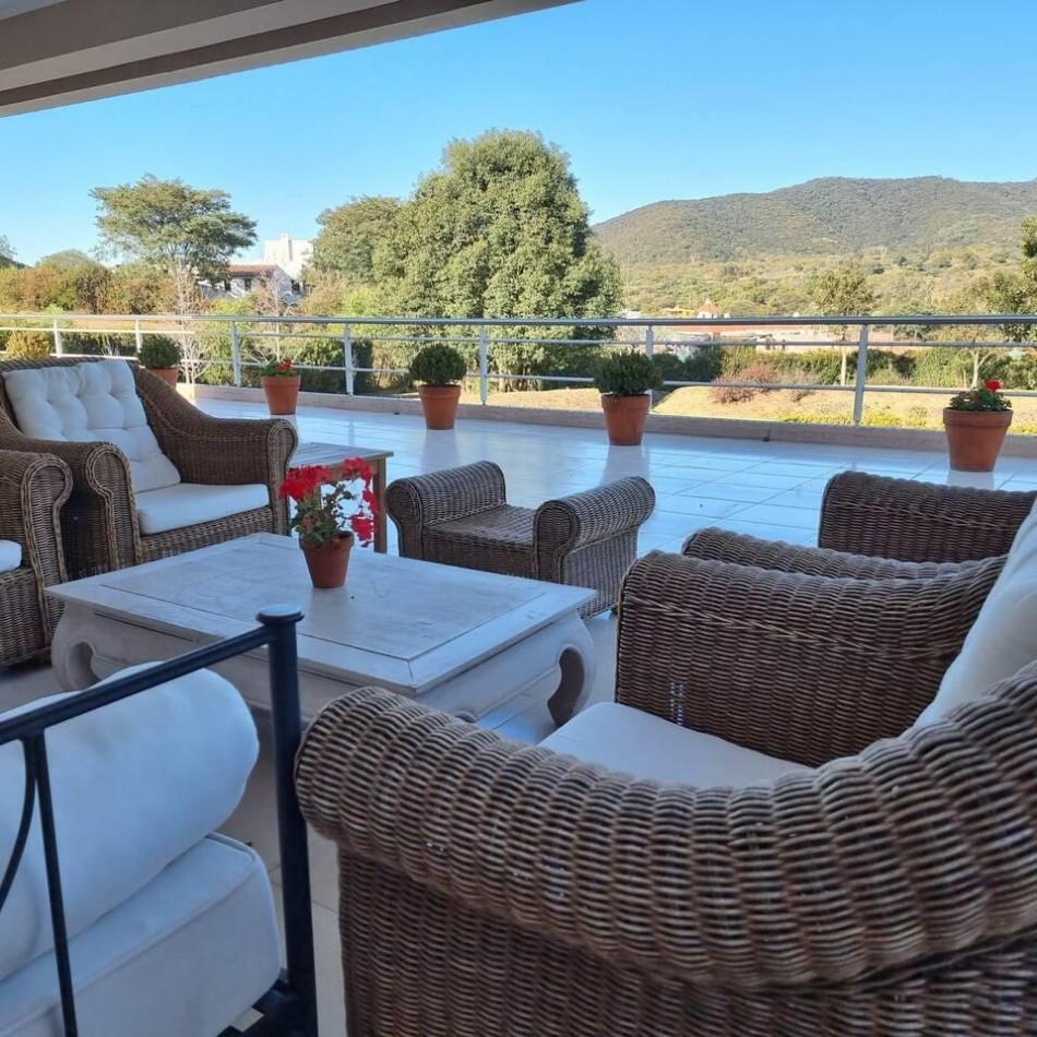 Foto de EXCLUSIVA CASA EN ALQUILER AMOBLADA ZONA NORTE, imagen 3