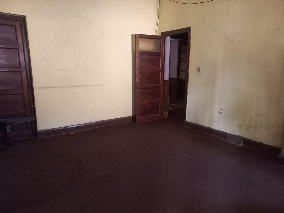 Casa en Venta a Demoler o Refaccionar - Zona Oeste 2