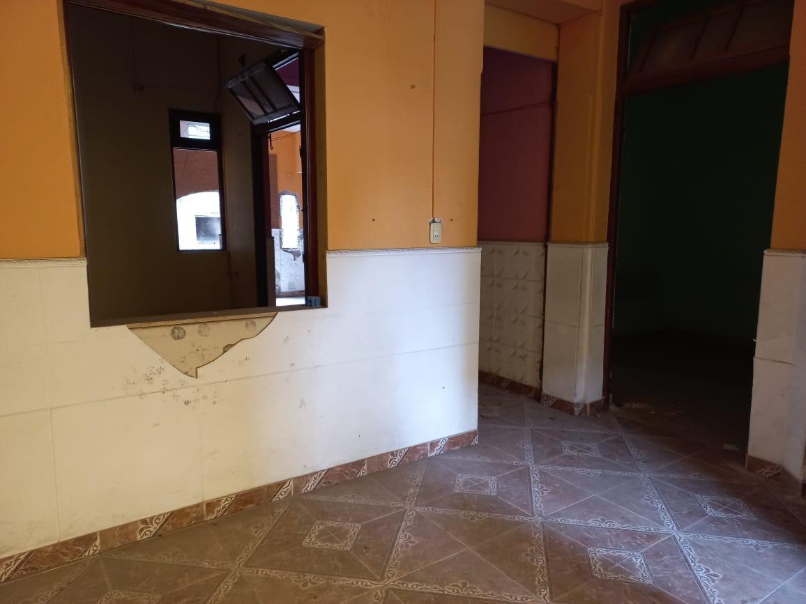 Casa a Refaccionar o Demoler en Venta - B° Sur 3