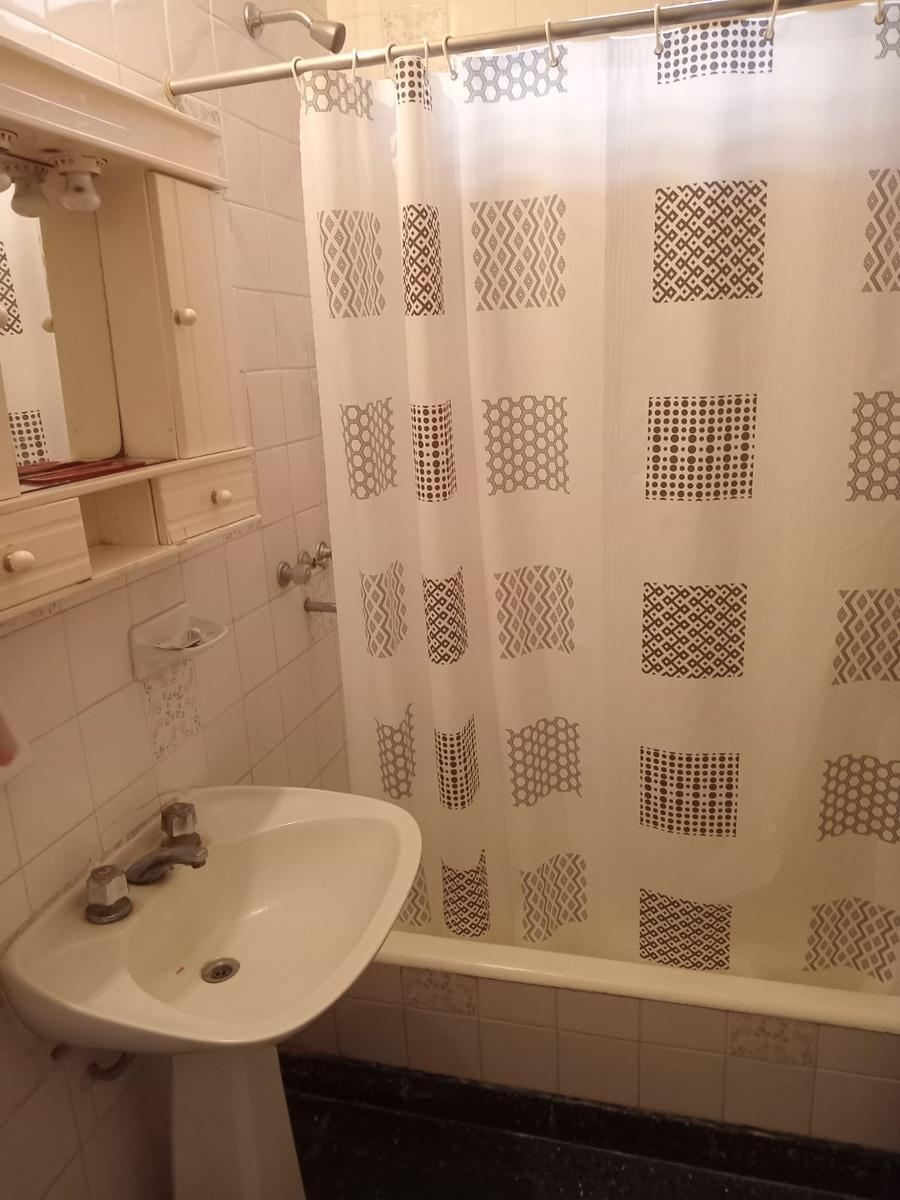 Casa en Venta - Zona Floresta 2