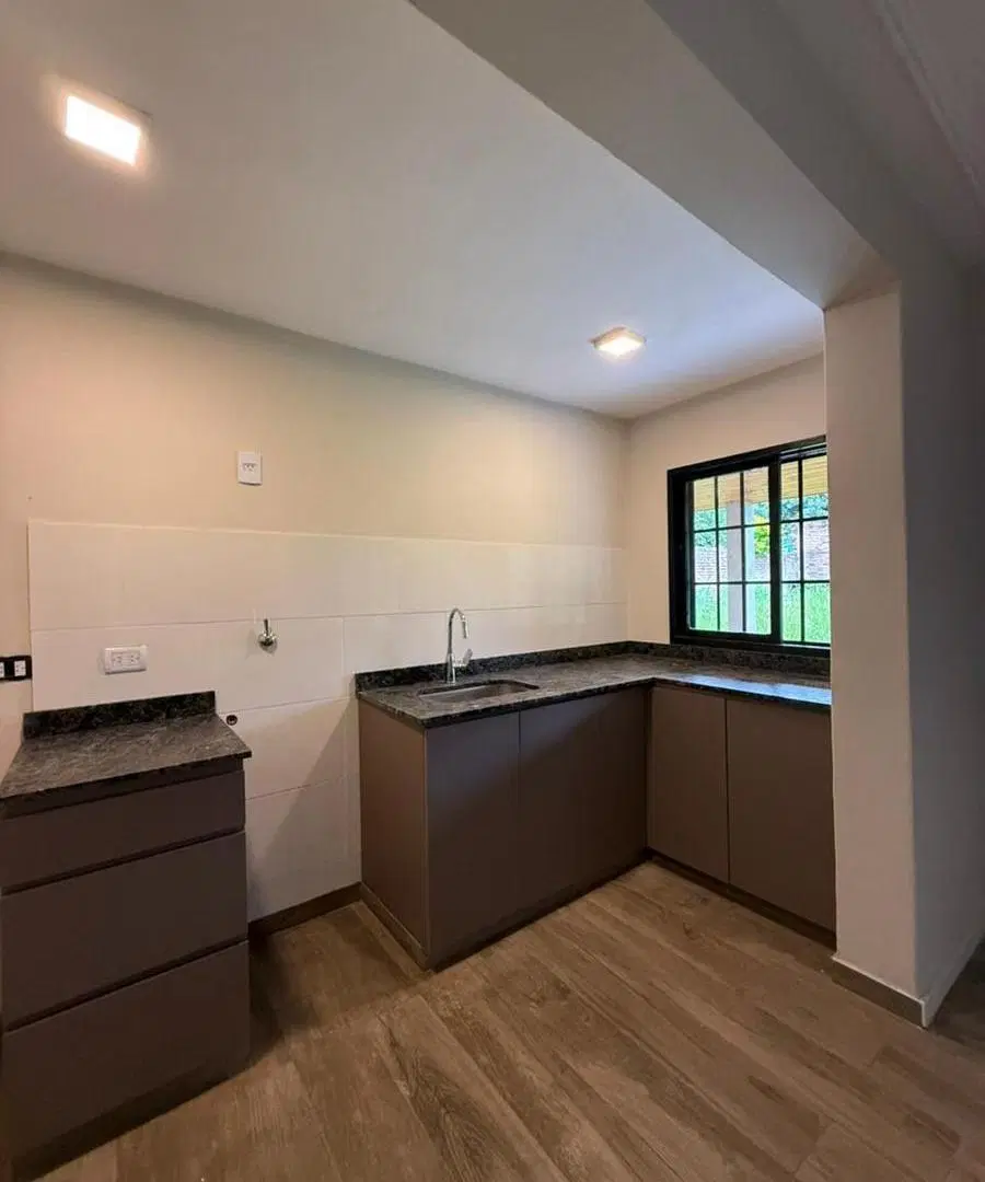 Casa en Yerba Buena 5