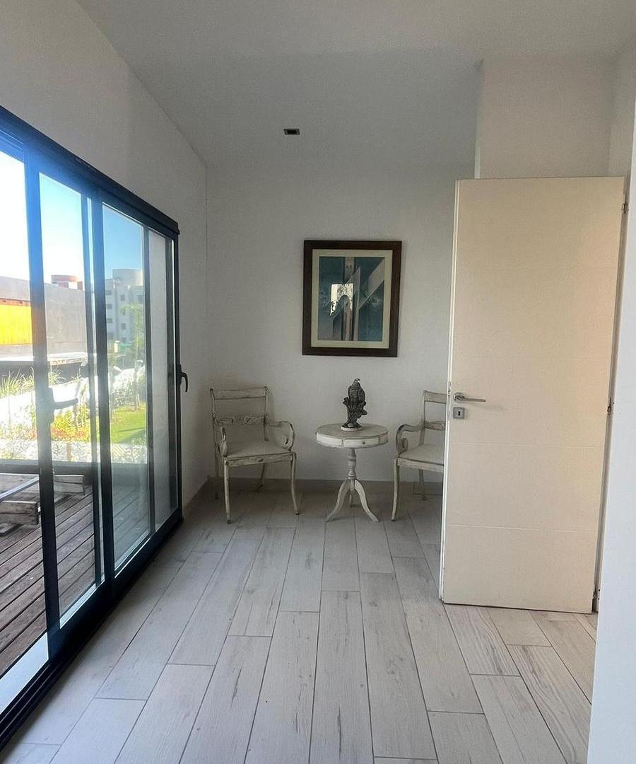 Foto de HERMOSA CASA EN ALQUILER Y VENTA EN LAGOON, imagen 3