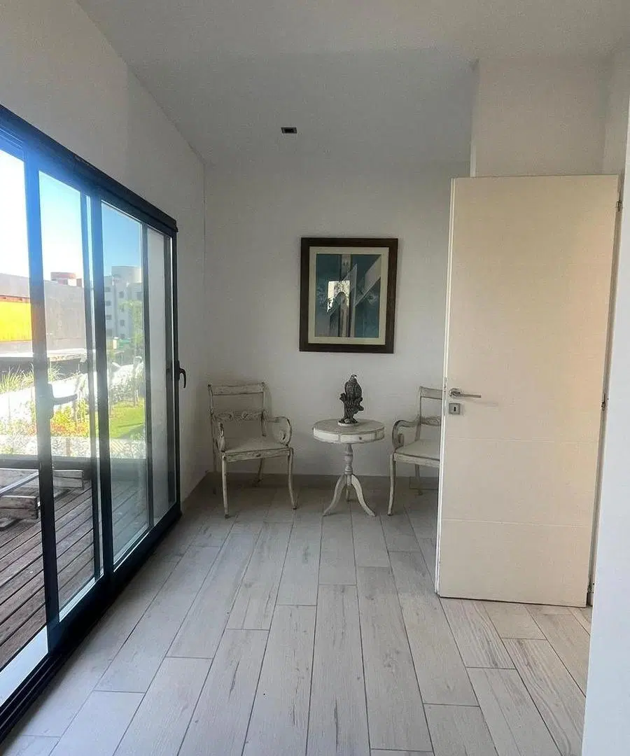 HERMOSA CASA EN ALQUILER Y VENTA EN LAGOON 3