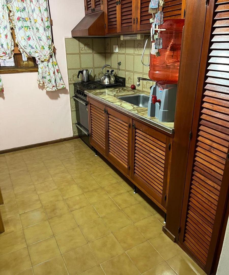 Foto de VENTA TRIPLEX AL FRENTE 3 DORMITORIOS SIN EXPENSAS, imagen 3