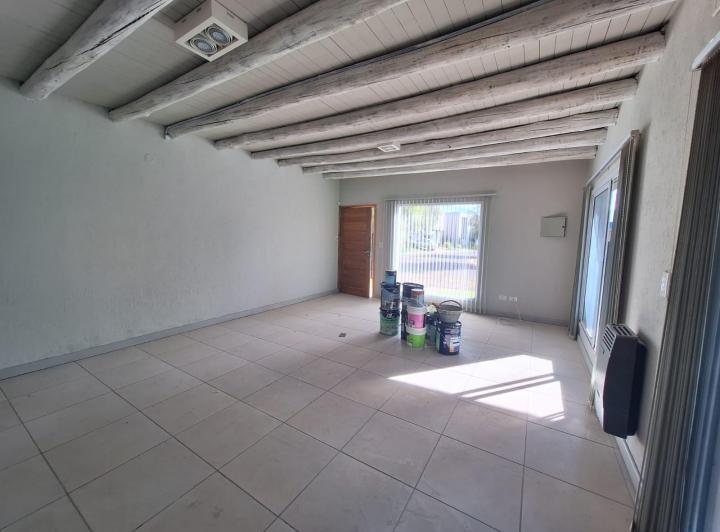 CASA EN B° PRIVADO LAR DE DRUMMOND 5