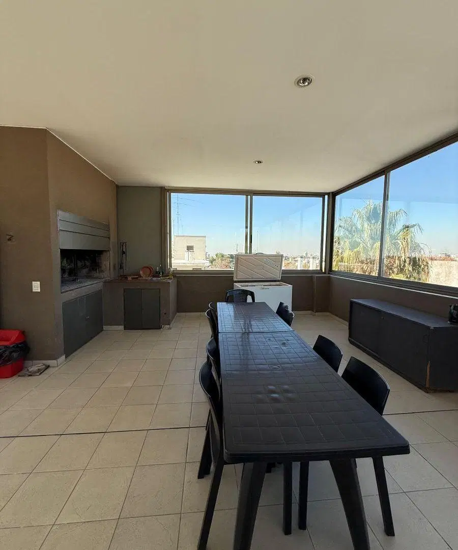 DEPARTAMENTO FRENTE AL PARQUE SAN MARTIN 8