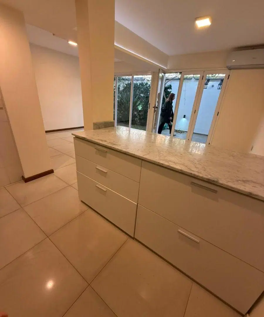 HERMOSO DEPARTAMENTO CON JARDIN 5