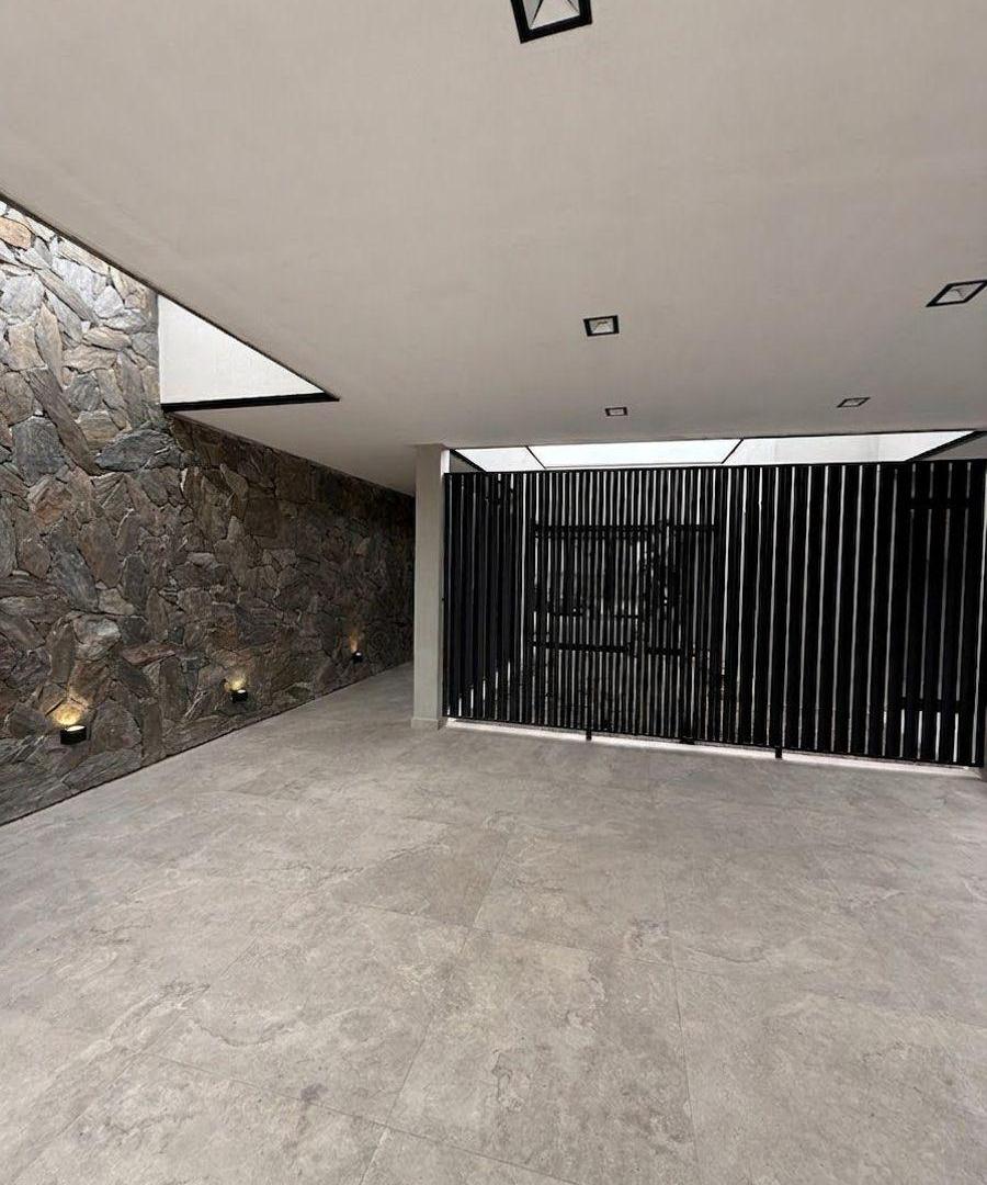 Foto de CASA DE CATEGORÍA EN BARRIO PRIVADO, imagen 2