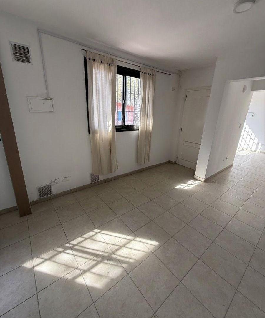 Foto de HERMOSA CASA EN GODOY CRUZ, imagen 5