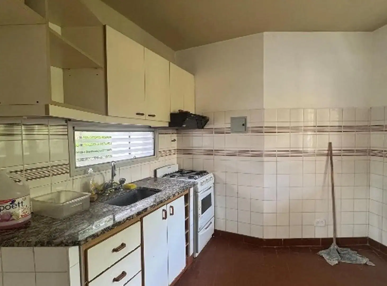 casa 4 ambientes cochera y fondito 2