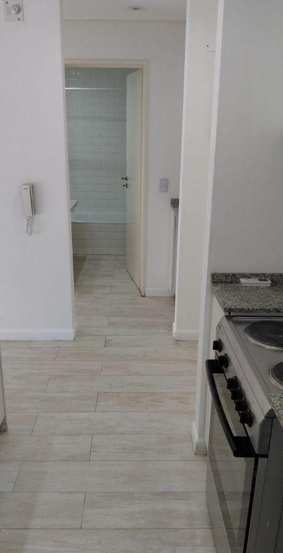 Foto de Departamento de 44 m² con 1 dormitorio en alquiler en Castelar, imagen 2