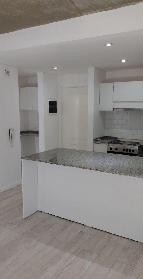 Foto de Departamento de 44 m² con 1 dormitorio en alquiler en Castelar, imagen 4