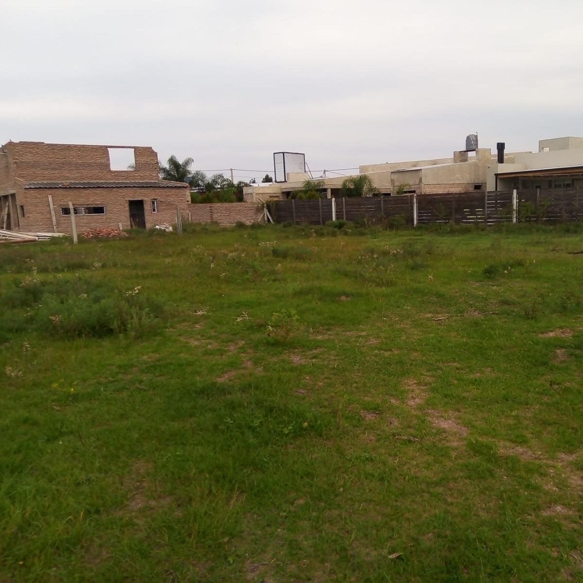 Terreno en Arroyo Leyes 2