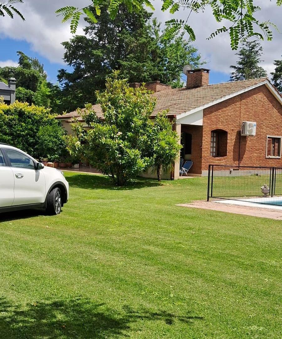 Foto de Casa en Alquiler Permanente en Country Ubajay, imagen 1