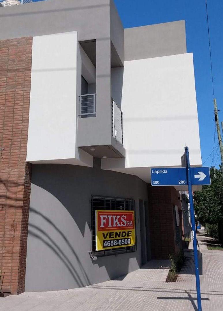 DUPLEX 3 AMBIENTES CON COCHERA A ESTRENAR