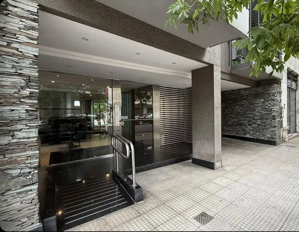 HERMOSO ALQUILER DE MONOAMBIENTE EN ALMAGRO 3