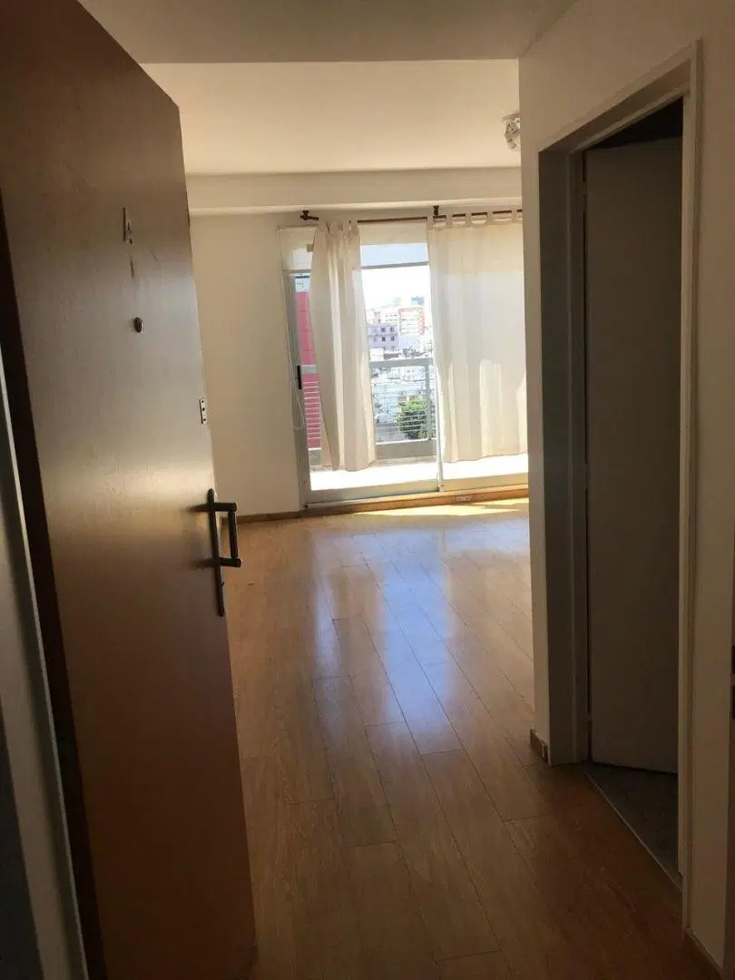 HERMOSO ALQUILER DE MONOAMBIENTE EN ALMAGRO 4