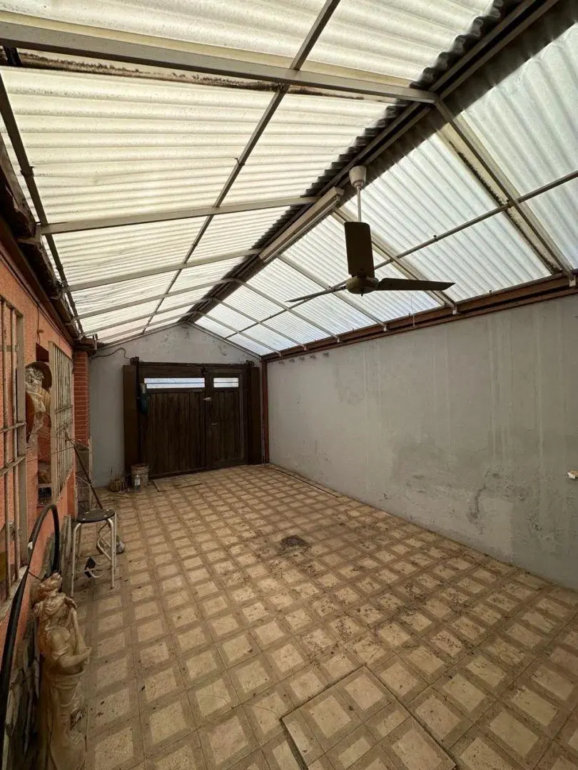 5 AMBIENTES A REFACCIONAR (LOTE 12X20) 5