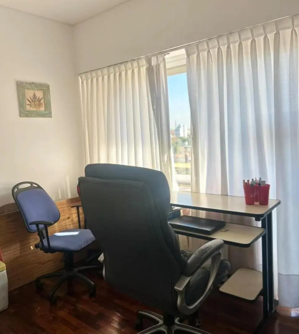 VENTA DEPTO 4 AMBIENTES, 2 BAÑOS, COCHERA 4