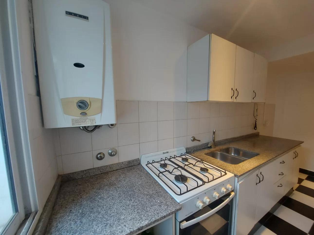 Foto de DEPARTAMENTO 2 AMB- BALCON, imagen 4