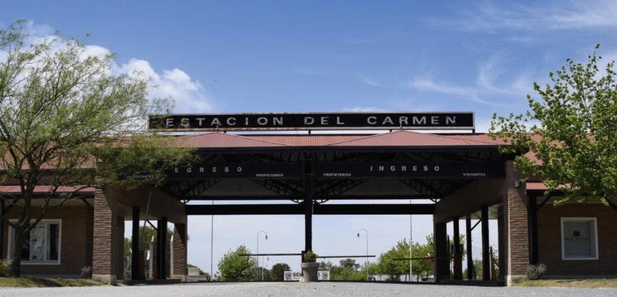 Hermosa casa en venta en Estación del Carmen