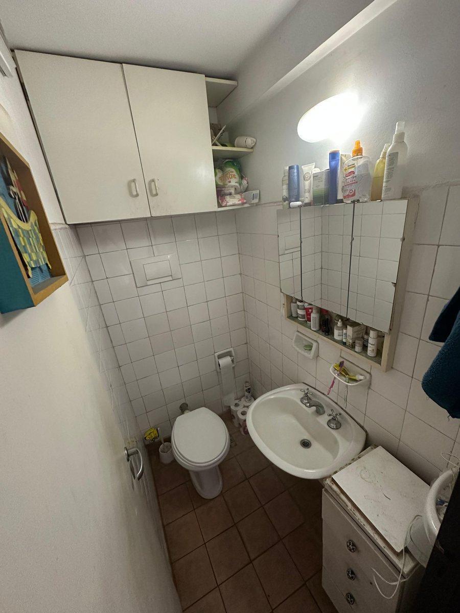 Venta Dpto 4 Ambientes. Baño y Toilette. 4