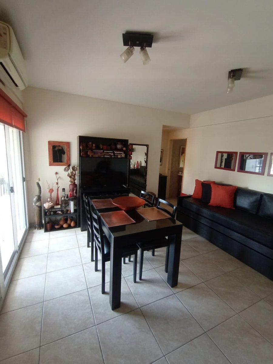 Venta Departamento 2 Amb Monte Castro C/balcón 4
