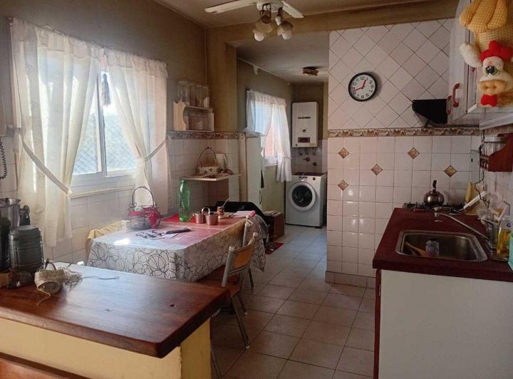 VENTA 4 AMBIENTES LUMINOSO EN BARRIO SAMORÉ 3