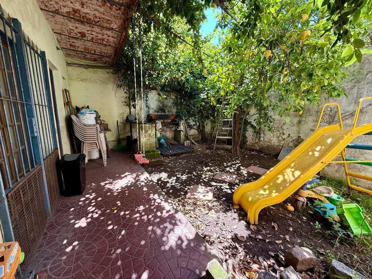 VENTA CASA A REFACCIONAR 6 AMBIENTES VILLA LURO 2