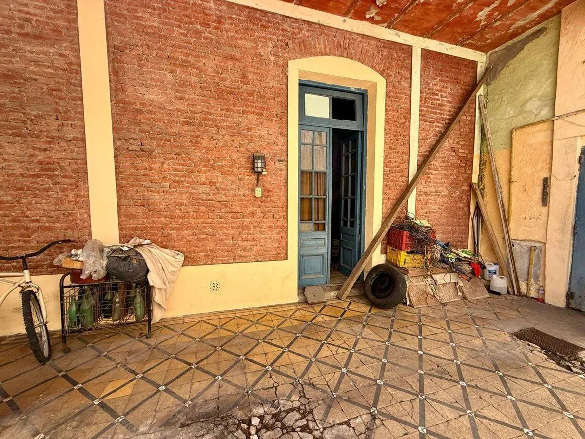VENTA CASA A REFACCIONAR 6 AMBIENTES VILLA LURO 5