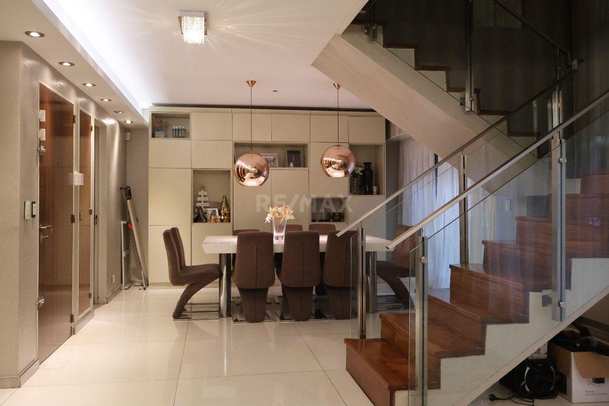 VENTA DEPTO DUPLEX 5 AMB CON PATIO + GUARDACOCHES