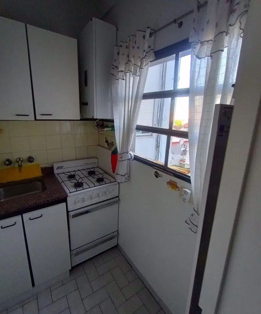 Venta Departamento 2 Amb Ramos Mejia C/Cochera 4