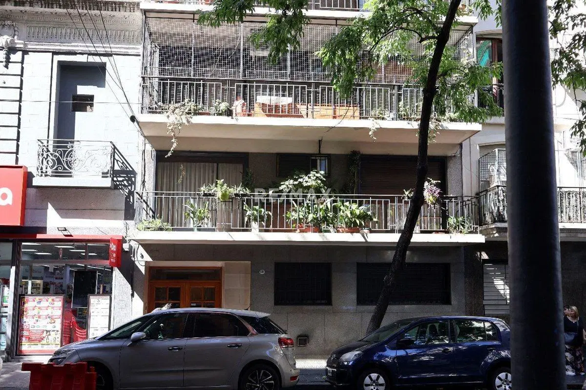VENTA DEPARTAMENTO 4 AMBIENTES EN BARRIO NORTE 2