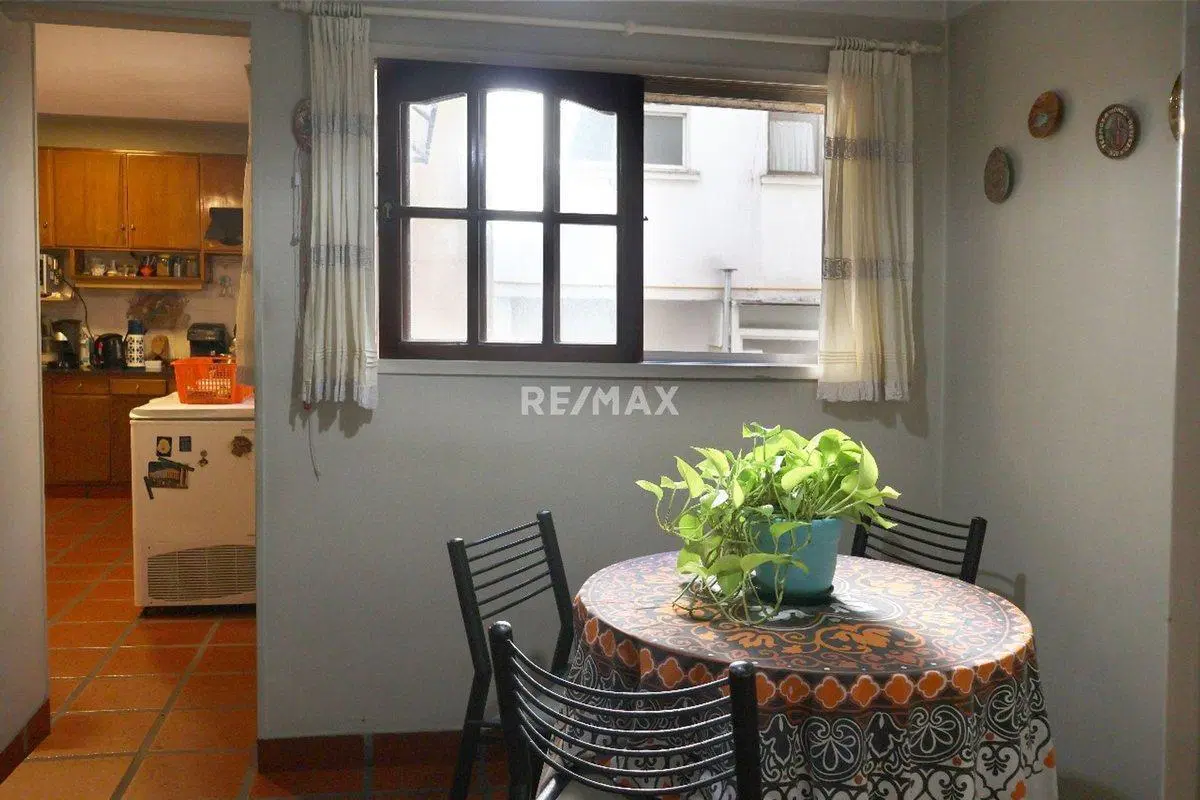 VENTA DEPARTAMENTO 4 AMBIENTES EN BARRIO NORTE 3