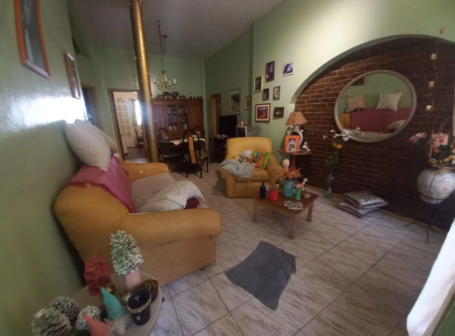 VENTA CASA CON 2 LOCALES + TERRAZA R. MEJÍA SUR 2