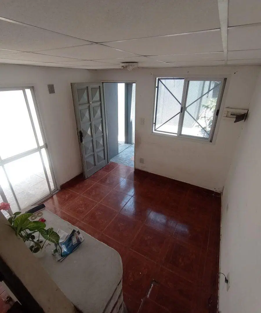 VENTA PH 3 AMBIENTES CASEROS EN 2 PLANTAS 3