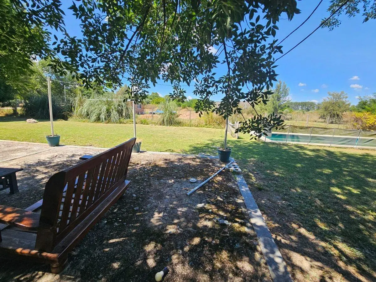 VENTA CASA 3 AMB C/PILETA Y LOTE 5