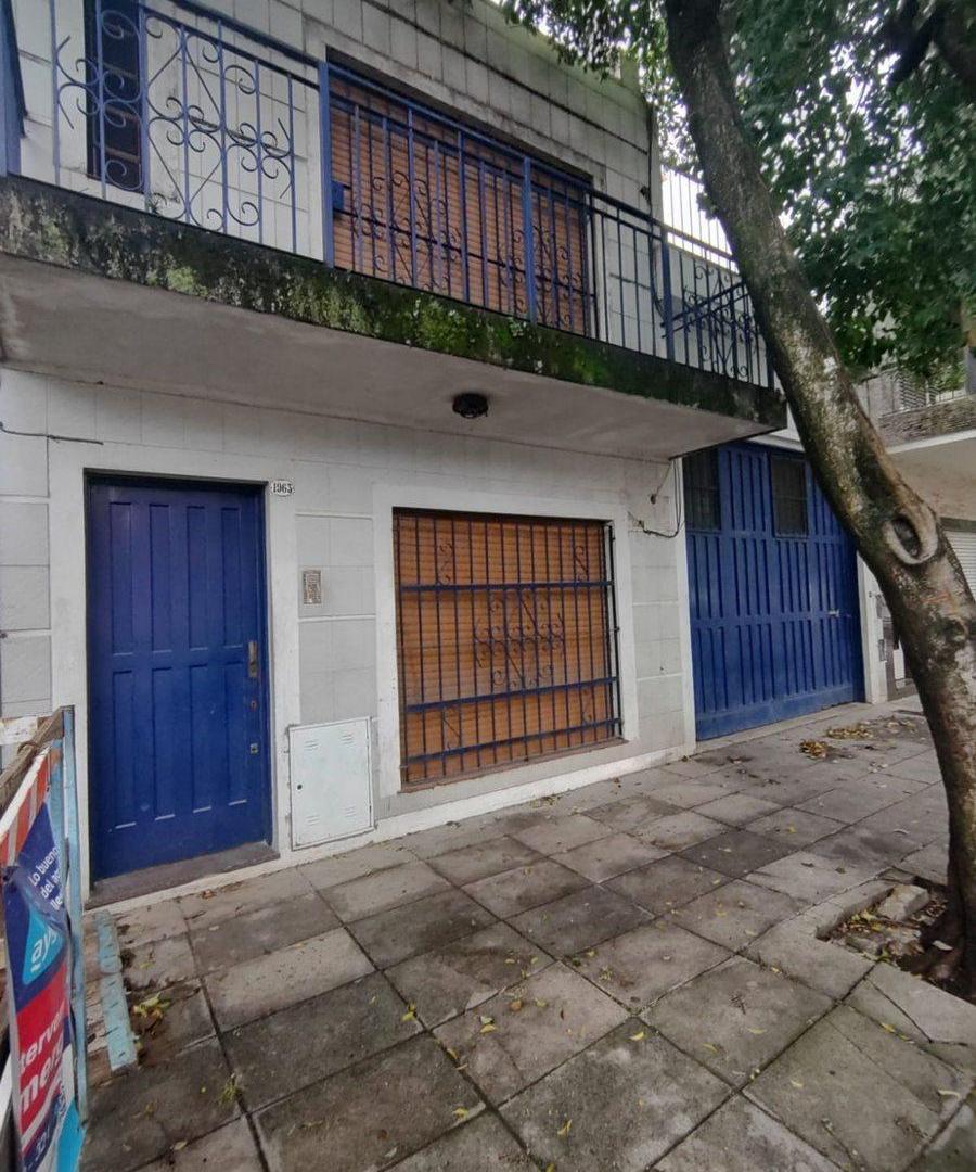 VENTA DEPOSITO/GALPON - EXCELENTE UBICACION