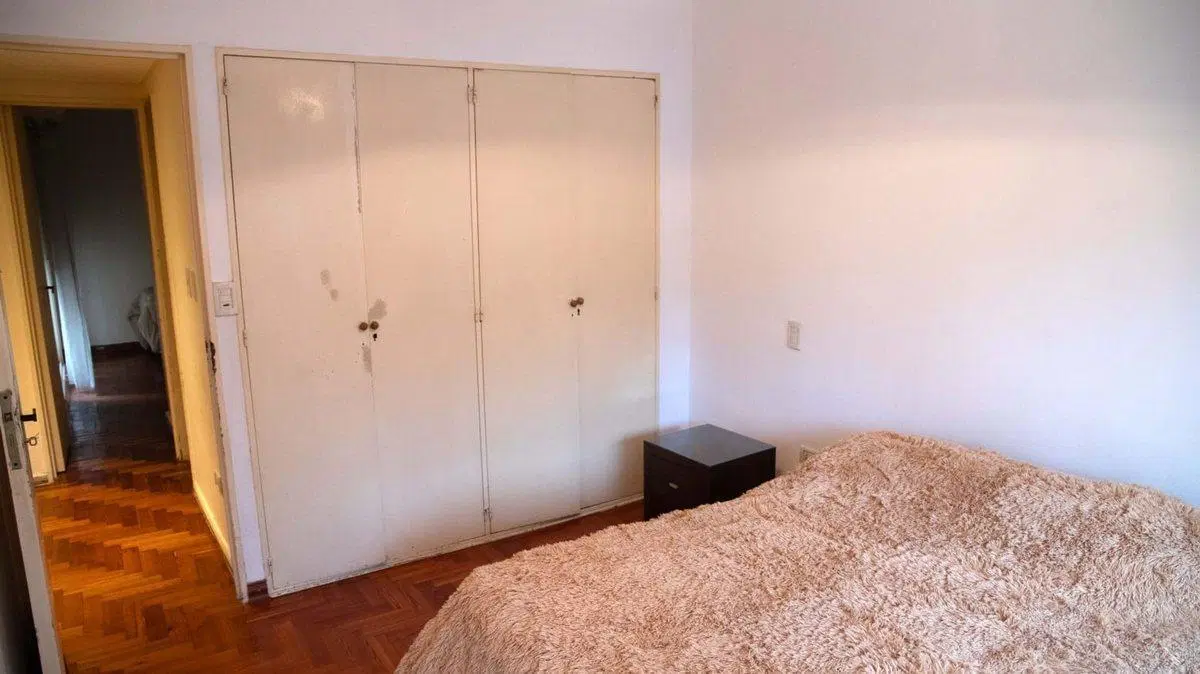 DEPARTAMENTO PISO 4 AMBIENTES EN VENTA FLORESTA 4