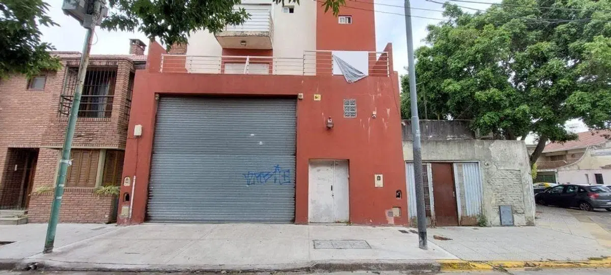 Deposito en Venta en tres plantas con montacargas 5