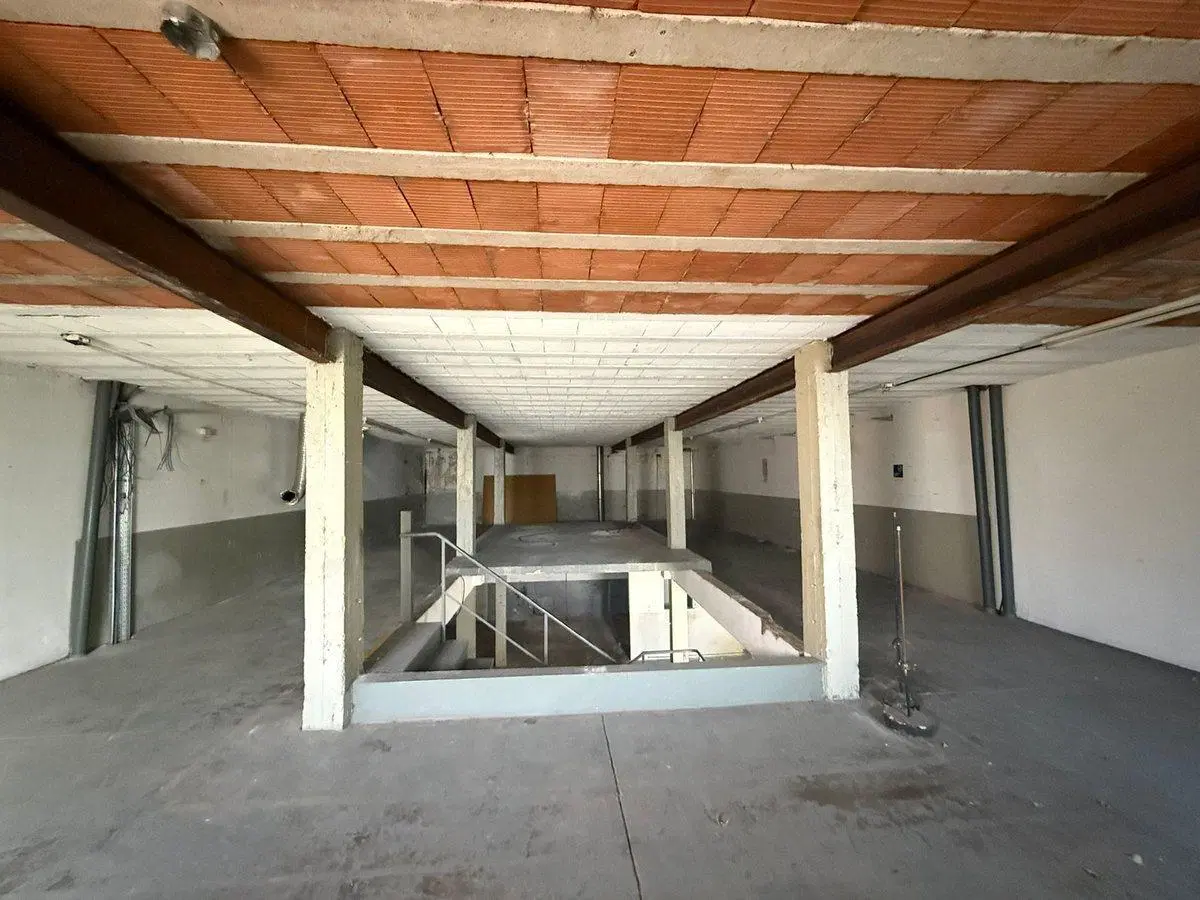 GALPON / DEPOSITO EN ALQUILER 400 M2  - BOEDO 4