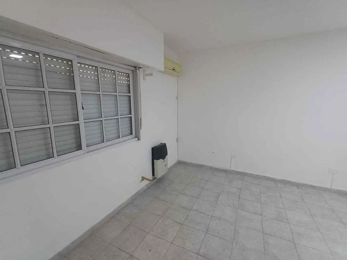 VENTA PH 3 AMBIENTES PLANTA BAJA LINIERS 3