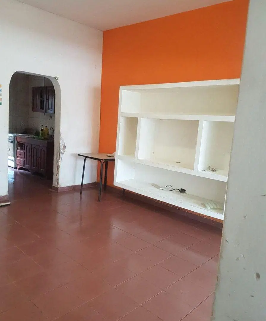 PH EN VENTA 3 AMB CASEROS CON COCHERA AL FRENTE 2
