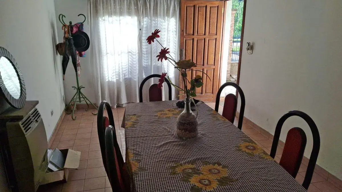 Casa en Venta tipo duplex zona residencial 4