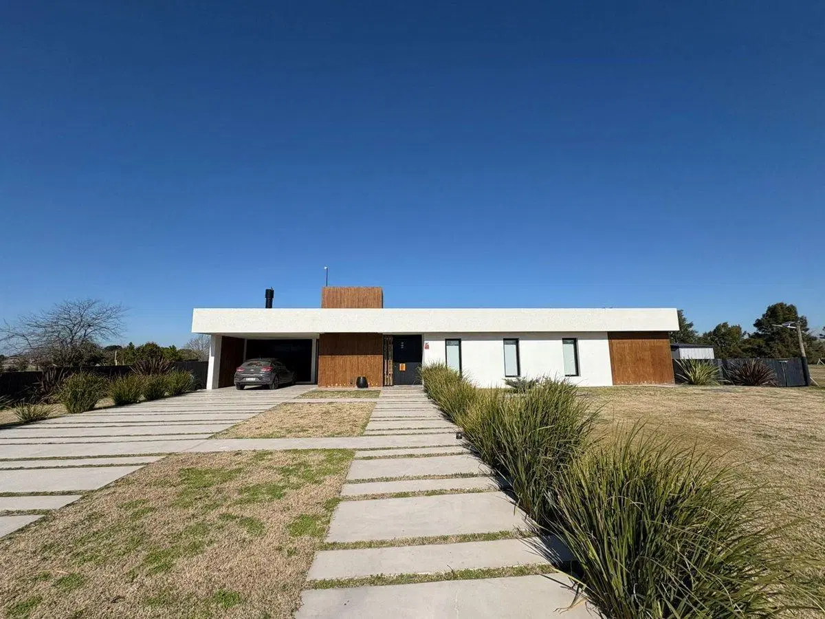 Casa En Venta La Primavera De Lujan Club De Campo 4