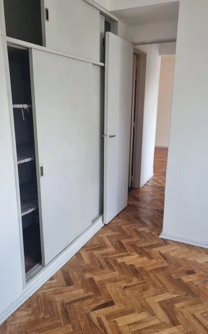VENTA DTO -FLORES- 2 AMB. C/RENTA C/FTE.BALC-A/CRE 5