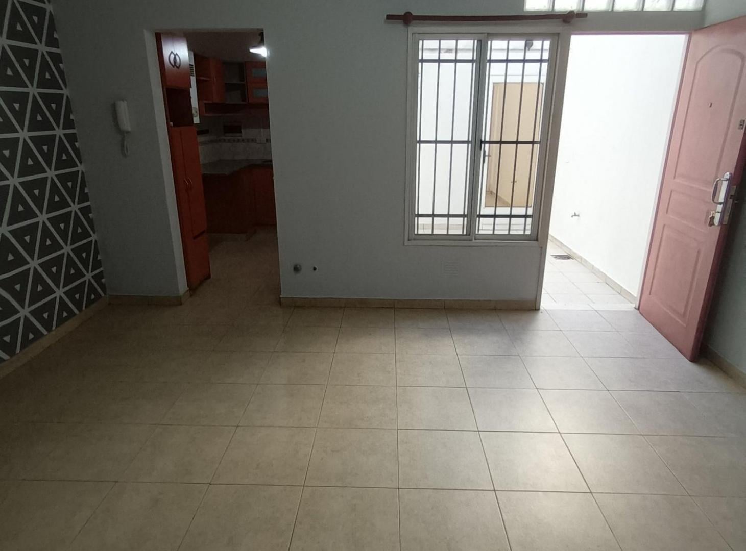 ALQUILER EXC.PH PB 2 1/2 AMB. M.CASTRO-PATIO-S/EXP